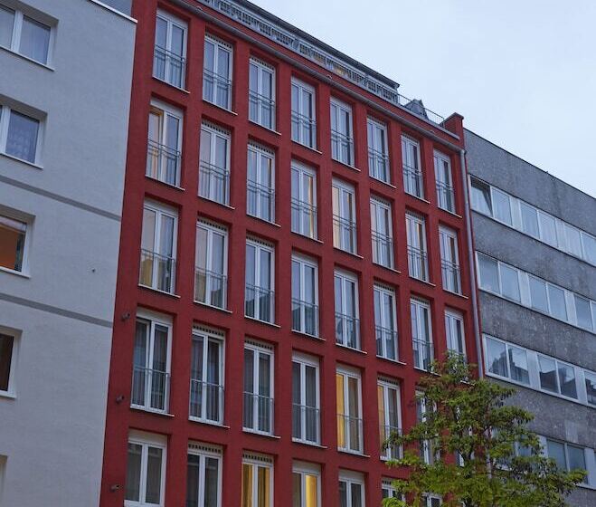 Семейный Номер, H+ Hotel München