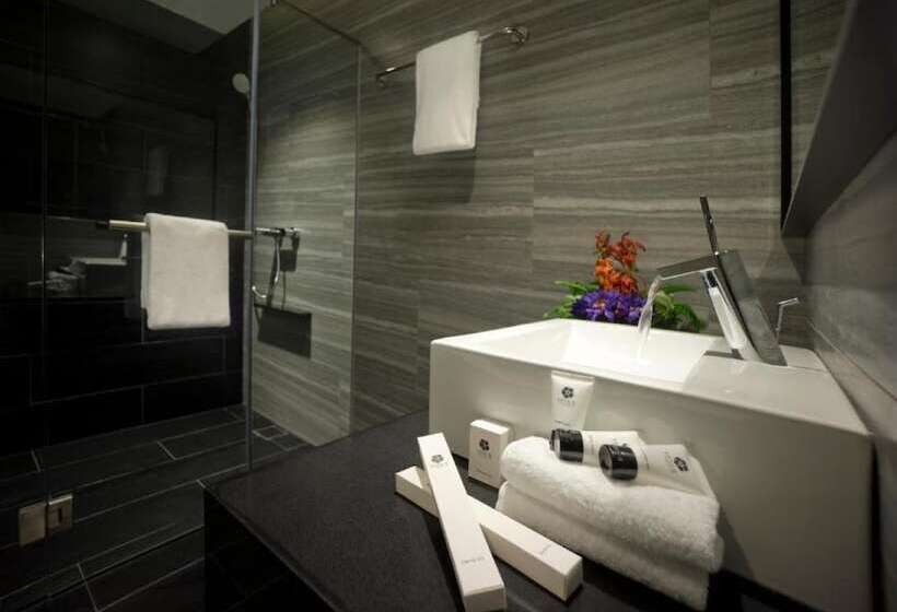 اتاق استاندارد سه نفره, Venue Hotel The Lily