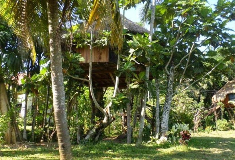 スタンダードトリプルルームの外観-バスルーム, Huma Terra Lodges