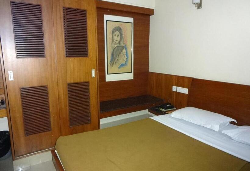 اتاق استاندارد, Sheetal Residency
