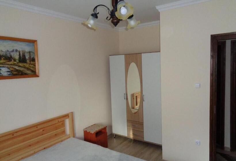 خانه 2 خوابه, Otthon Apartman