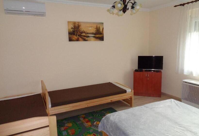خانه 2 خوابه, Otthon Apartman