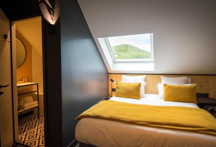 Номер Стандарт Трехместный, L  Hôtel & Spa Ribeauville  Haut Koenigsbourg