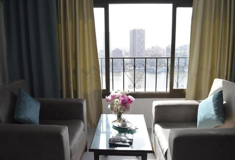 اتاق لوکس, Nile View Inn