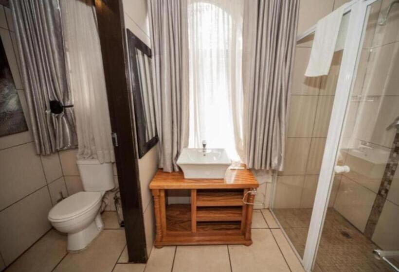 חדר משפחתי, Silverton Travel Lodge