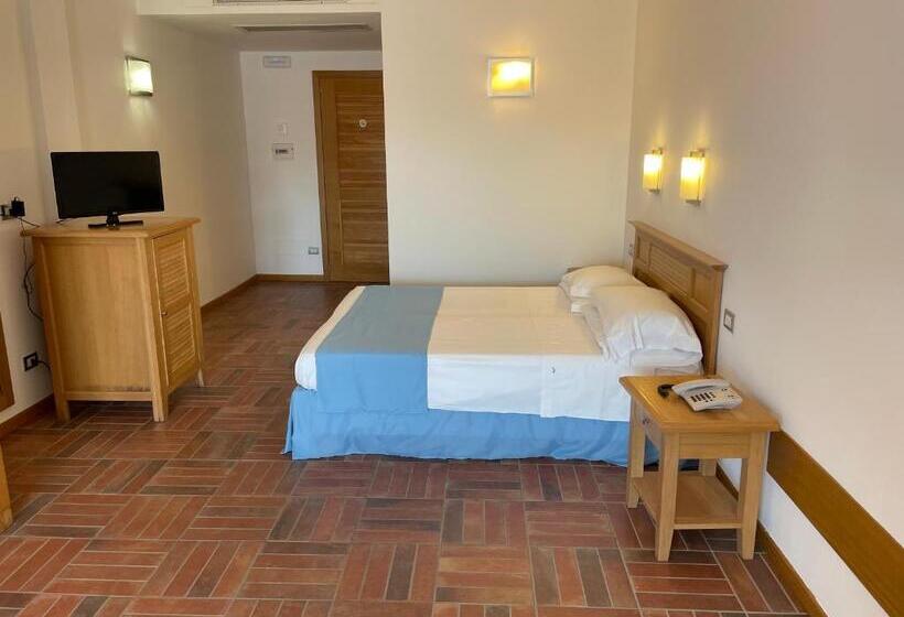 トリプルクラシックルーム, Le Mandrelle Beach Resort