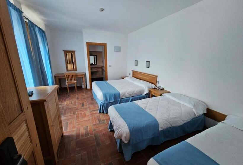 ファミリールーム, Le Mandrelle Beach Resort