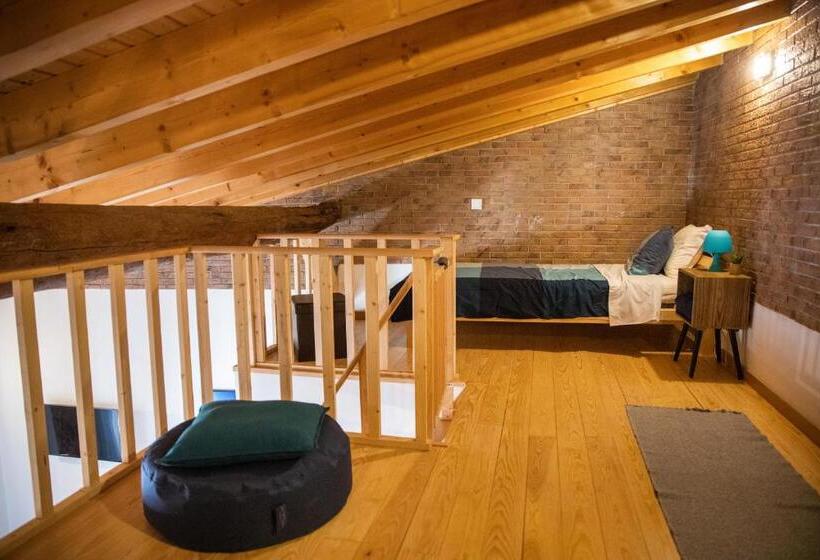 Семейный Номер, Alvorkitecenter Guesthouse