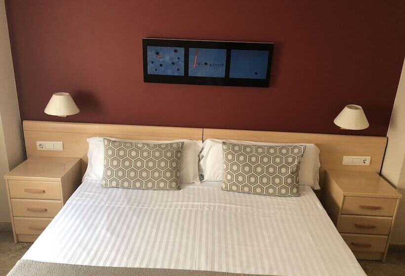 آپارتمان 1 خوابه با تراس, Apartamentos Plaza Picasso