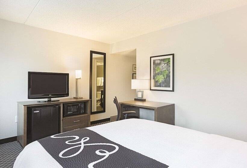 스탠다드 룸 더블 침대, La Quinta By Wyndham Baltimore Bwi Airport