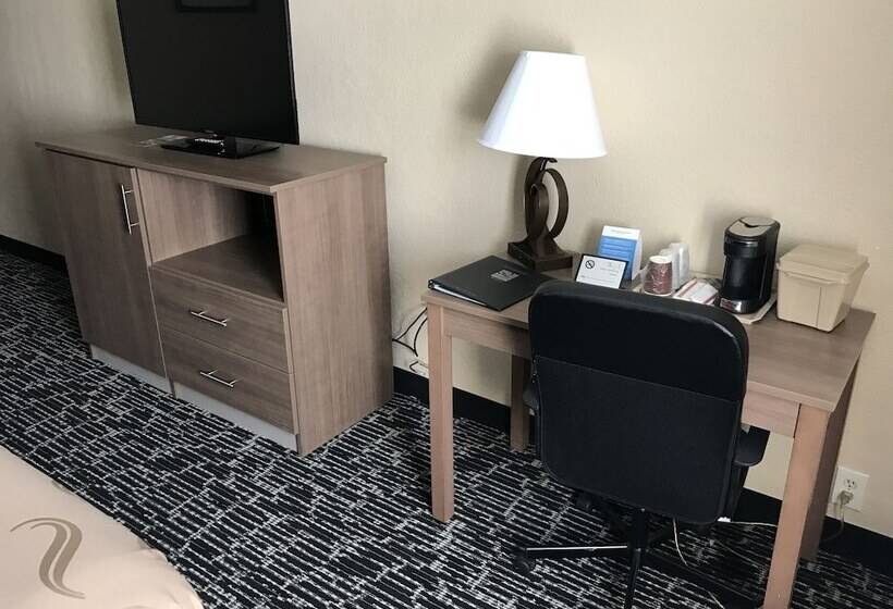 ２ダブルベッドのスタンダードルーム, Quality Inn Near Pimlico Racetrack