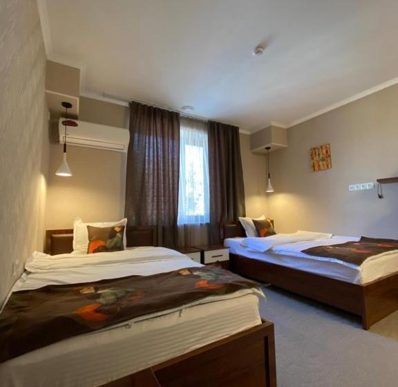 اتاق لوکس, Cube House Osh