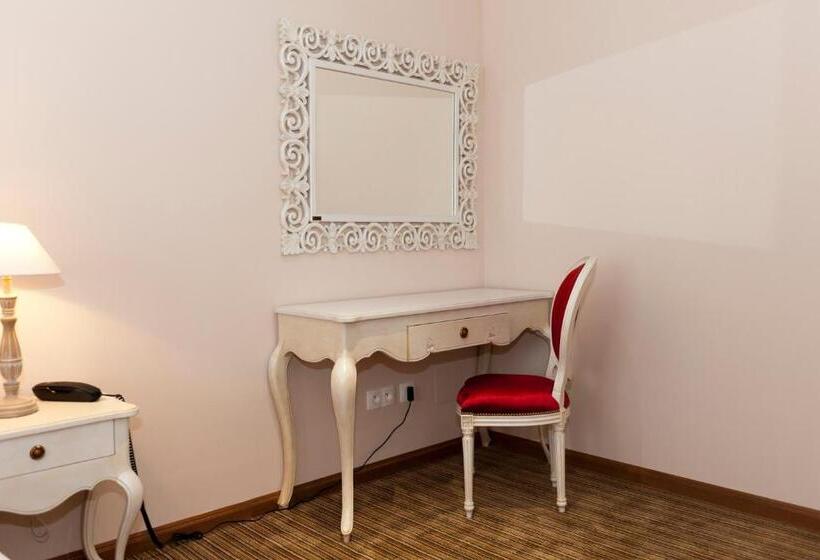 Номер Стандарт, Alexain Hotel Restaurant & Wellness   Colmar Ouest
