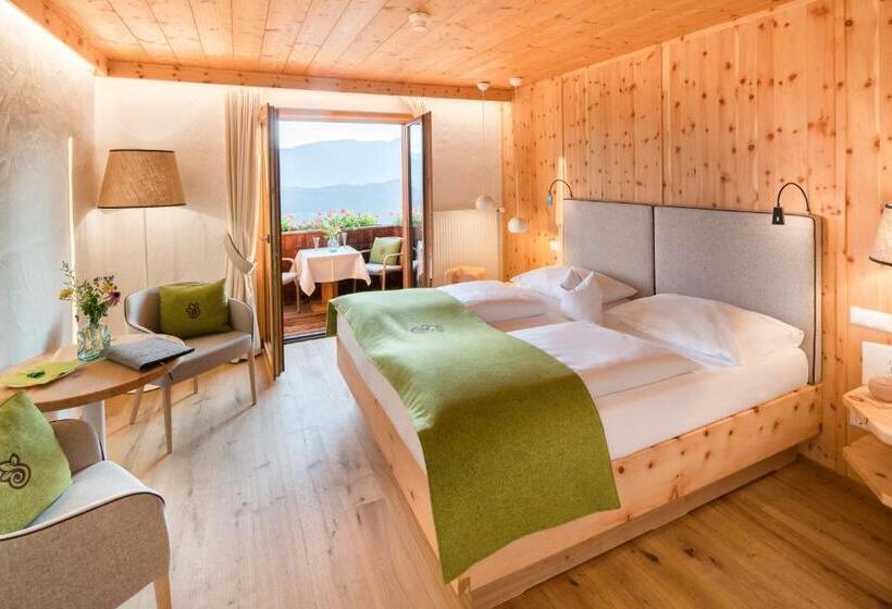 Номер Стандарт Вид на Озеро, Naturhotel Alpenrose