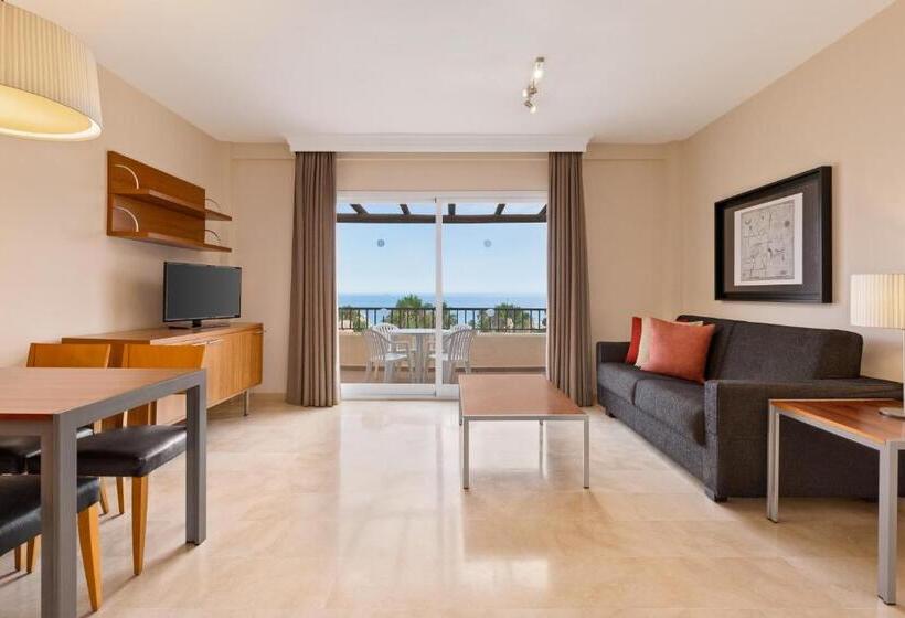 سوئیت جونیور سوپریور با چشم‌انداز دریا, Ramada Hotel & Suites By Wyndham Costa Del Sol