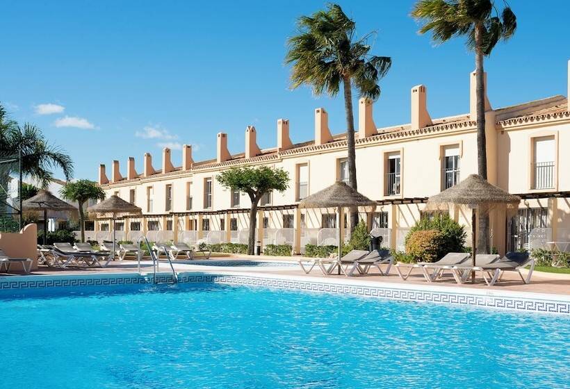 آپارتمان ممتاز دوخوابه رو به دریا, Ramada Hotel & Suites By Wyndham Costa Del Sol