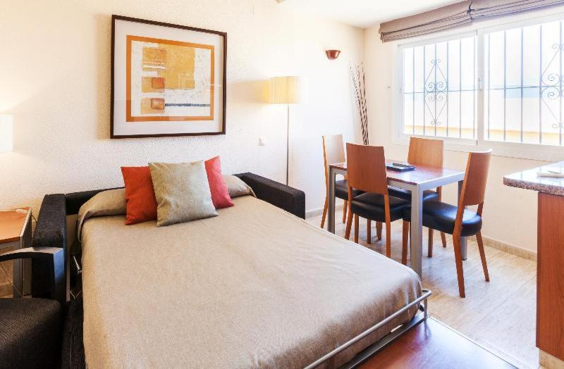 اتاق استاندارد, Ramada Hotel & Suites By Wyndham Costa Del Sol