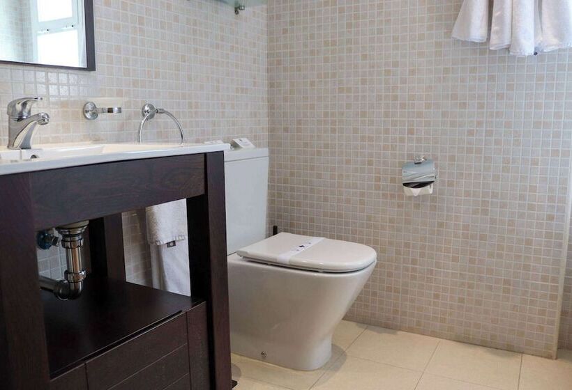 Superior 3-bedroom flat with sea view, Ramada Hotel & Suites By Wyndham Costa Del Sol