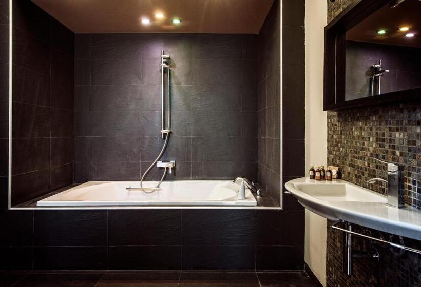 Номен Superior с Гидромассажем, Hostal La Plaça