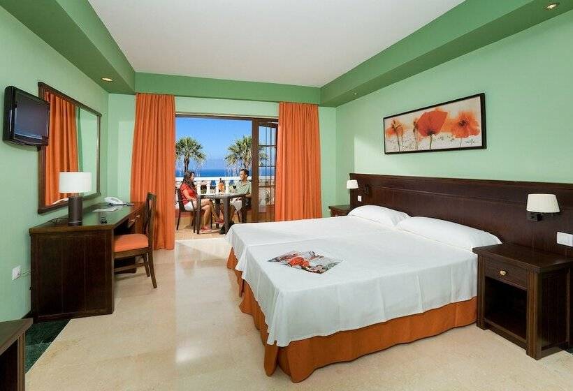 Номер Стандарт Трехместный, Grand Hotel Callao