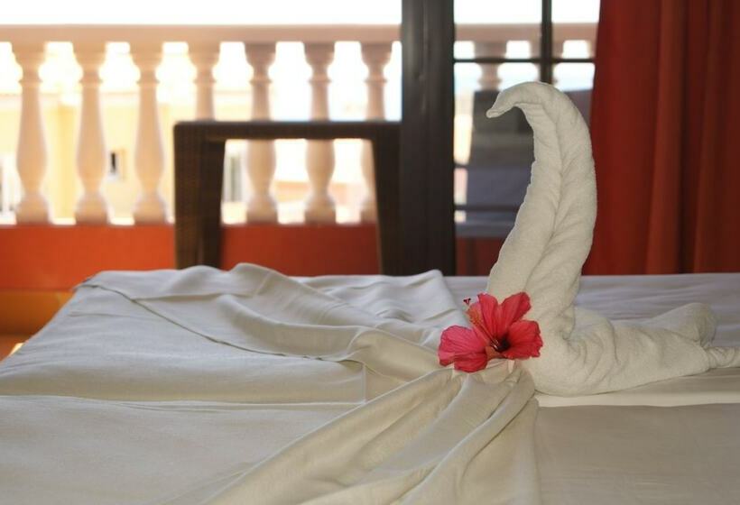 Номер Стандарт, Grand Hotel Callao