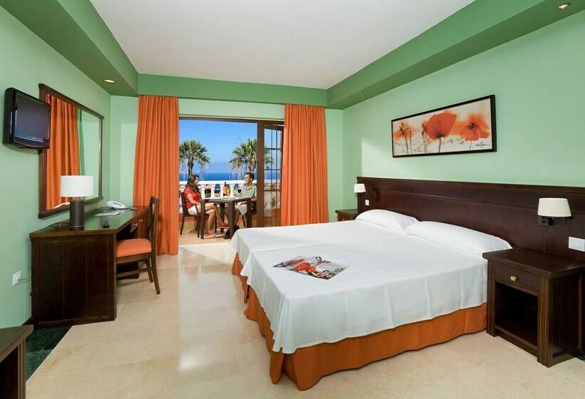 Номер Стандарт Трехместный, Grand Hotel Callao