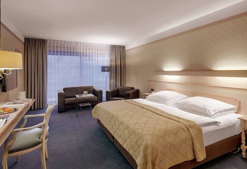 Семейный Номер, Wyndham Garden Gummersbach