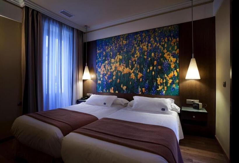 수피리어 스위트, Suites Gran Via 44