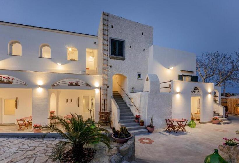 スーペリアールーム, Cala Cala Rooms,restaurant & Farm Experience