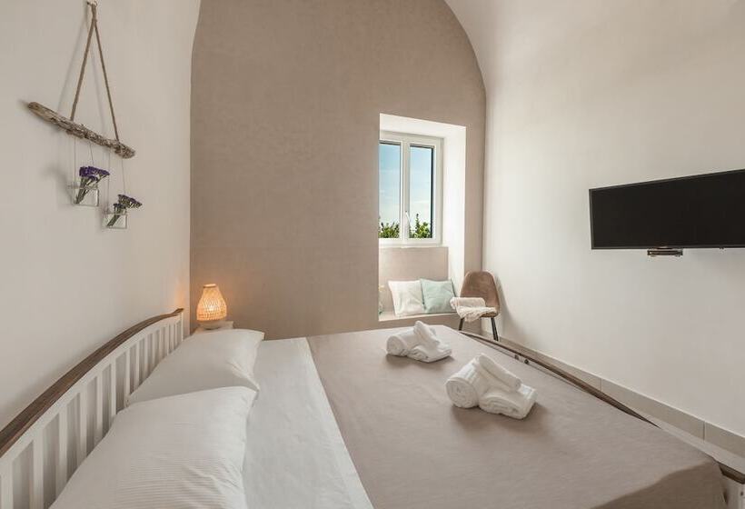 スーペリアールーム, Cala Cala Rooms,restaurant & Farm Experience