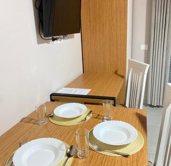 침실 1개 발코니 아파트, Maison Apartments