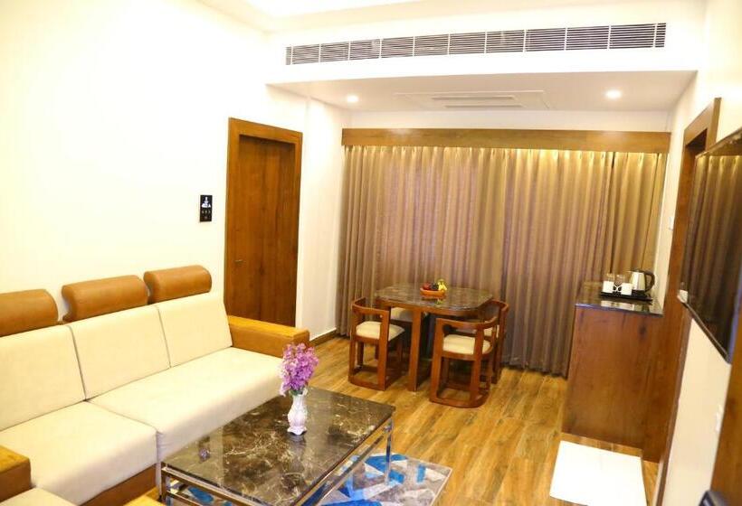 Family Suite, Vsr Grand