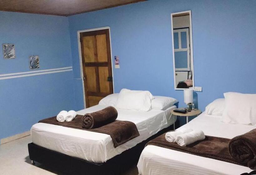 Семейный Номер, Hospedaje Casa Rosa Jardín