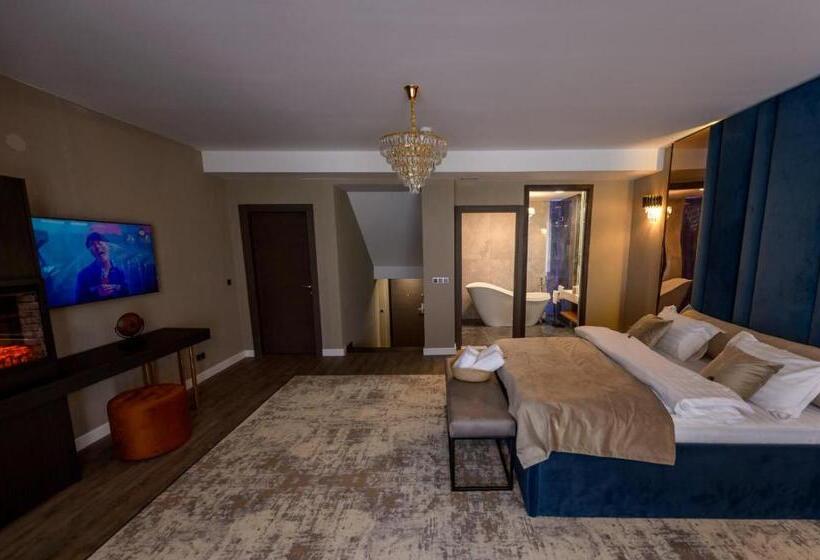 로얄 스위트, Elexus Apartments Poiana Brasov