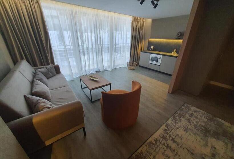 로얄 스위트, Elexus Apartments Poiana Brasov