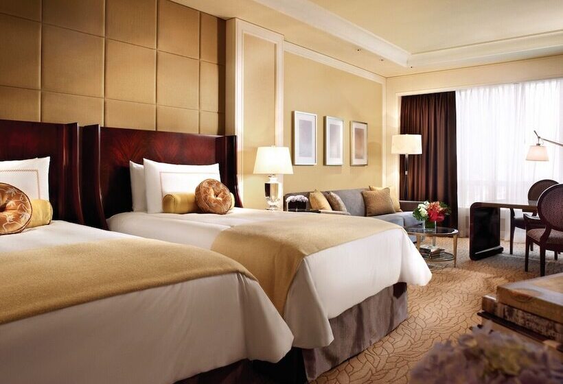 Номер Deluxe, Four Seasons Hotel Macao