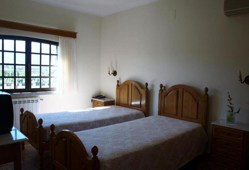 Номер Стандарт, Residencial Sra. Da Lomba