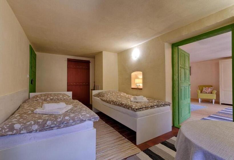 اتاق خانوادگی, Měšťanský Dům   Kulturní Památka Mlýnská 119