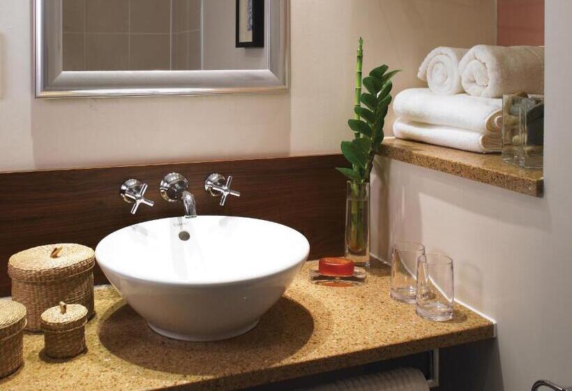 , Staybridge Suites & Apartments   Citystars, An Ihg