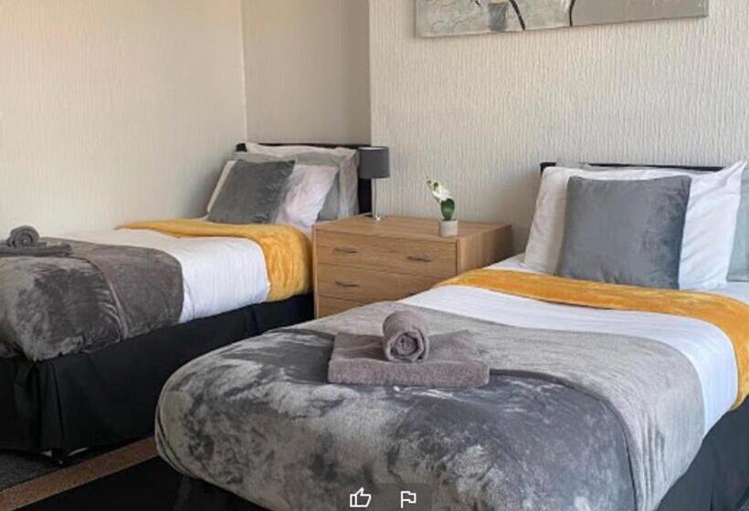 Номер Стандарт Совместная Ванная, Tudor Lodge  Redcar Beach