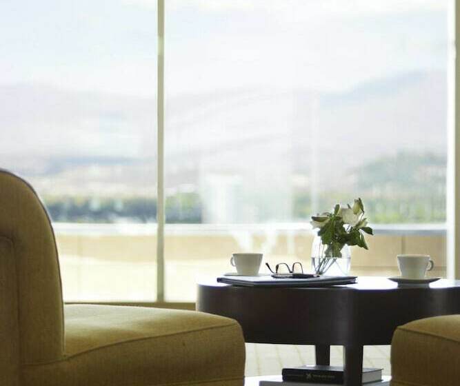 جناح كلوب, Sheraton Mendoza
