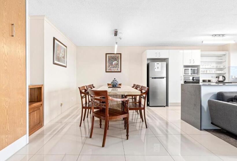 Апартаменты 2 Спальни Вид на Море, Northwind Beachfront Apartments