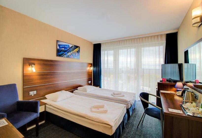 غرفة قياسية, Tychy Prime