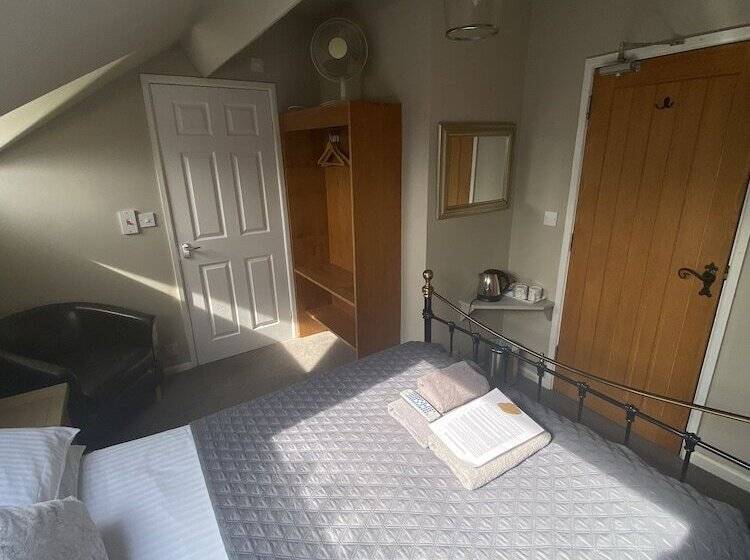Номер Стандарт, Autumn Leaves Guest House