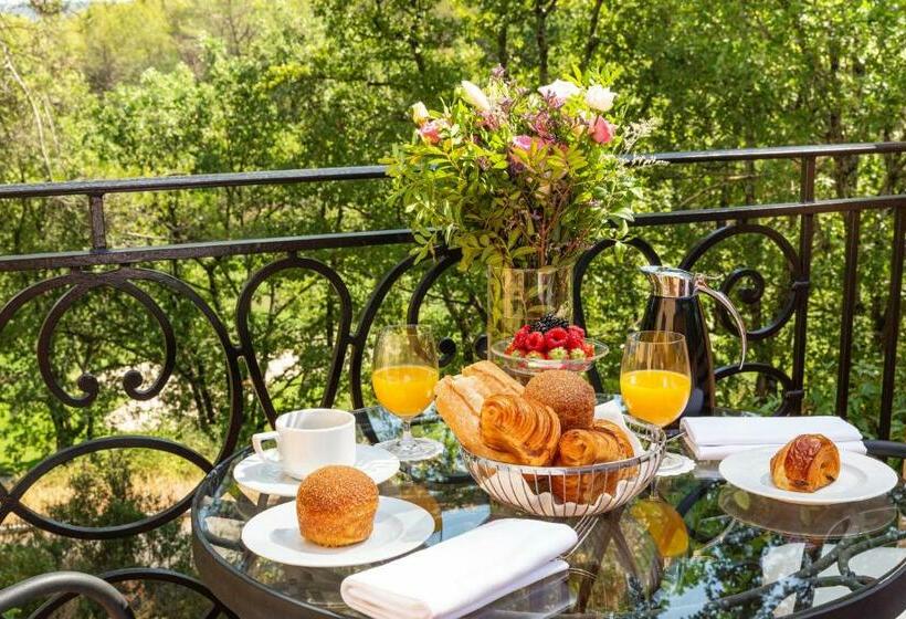 Люкс Повышенной Комфортности, Terre Blanche Hotel Spa Golf Resort