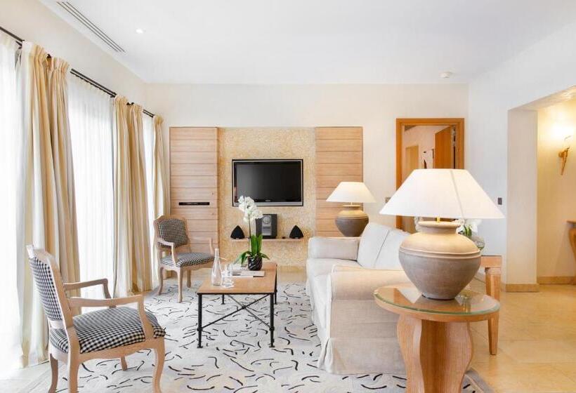 Вилла с 1 спальней и бассейном, Terre Blanche Hotel Spa Golf Resort