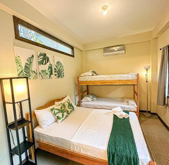 디럭스 트리플 룸, Bella S Backpackers Hostel