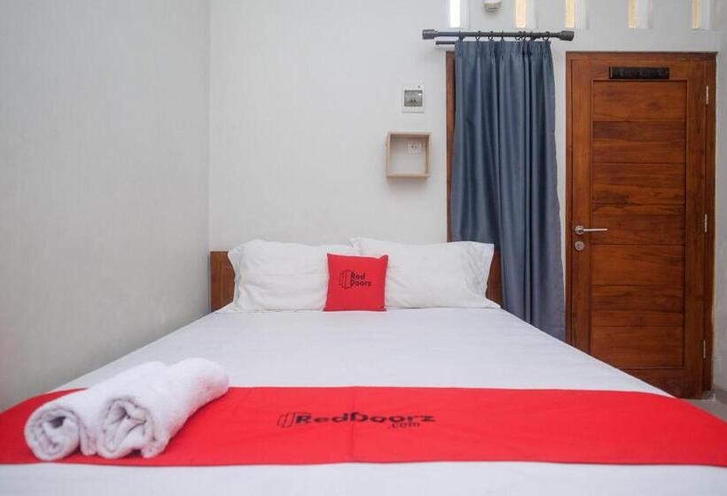 Номер Стандарт, Reddoorz Syariah Near Pascasarjana Ugm 3