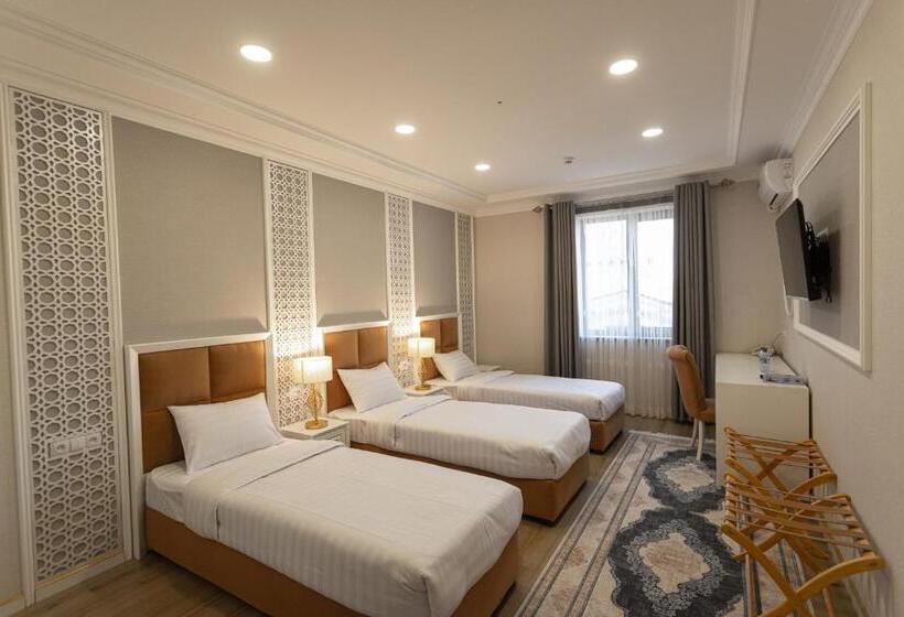 标准三人间, Royal Hotel Samarkand
