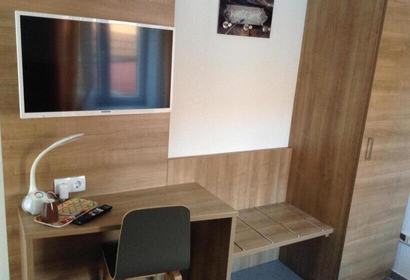 Номер Стандарт Индивидуальный, Landhotel Müller Im Donautal